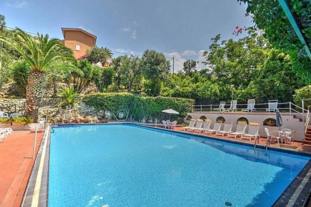 Un Paradiso A Sorrento Con Piscina Massa Lubrense Exterior foto